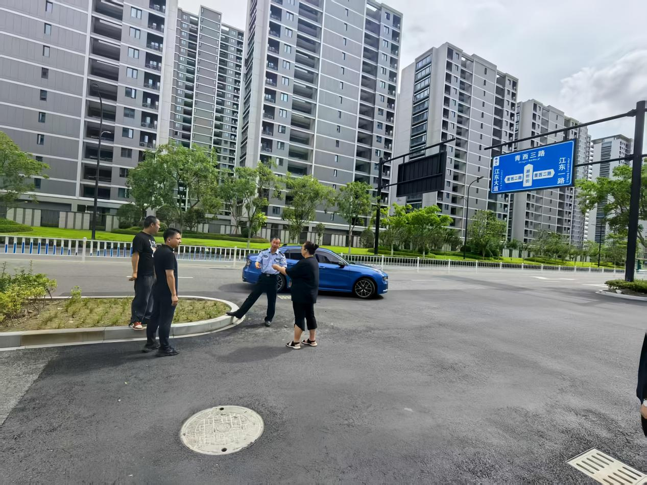 配图4